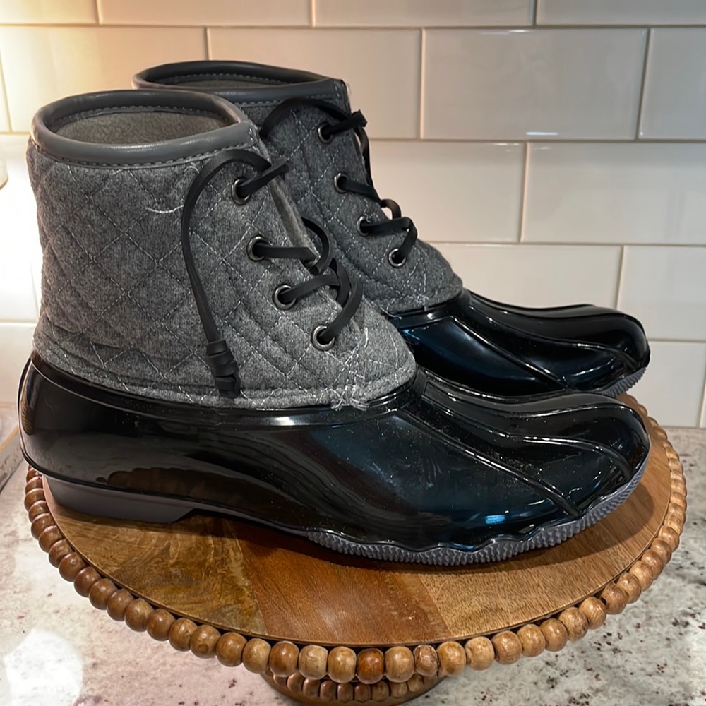 Ocean Coast Rain Water Boots Size 8